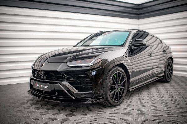 Lamborghini Urus Mk1 - Lâmina frontal V.1 | LA-UR-1-FD1G+FD1RG+BRG | Produto Maxton Design distribuído por Unicartuning. Lamborghini Urus Mk1 - Lâmina frontal V.1 | LA-UR-1-FD1G+FD1RG+BRG | Produto Maxton Design distribuído por Unicartuning.