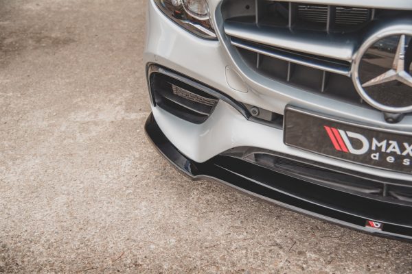 Mercedes-Benz E63 AMG Estate/sedan S213/w213 - Lâmina frontal V.1 | ME-E-213-63-ES-FD1G | Produto Maxton Design distribuído por Unicartuning. Mercedes-Benz E63 AMG Estate/sedan S213/w213 - Lâmina frontal V.1 | ME-E-213-63-ES-FD1G | Produto Maxton Design distribuído por Unicartuning.