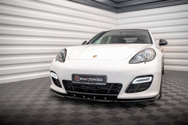 Porsche Panamera Turbo Sport Design Package 970 - Lâmina frontal V.1 | PO-PA-970-TURBO-FD1G | Produto Maxton Design distribuído por Unicartuning. Porsche Panamera Turbo Sport Design Package 970 - Lâmina frontal V.1 | PO-PA-970-TURBO-FD1G | Produto Maxton Design distribuído por Unicartuning.