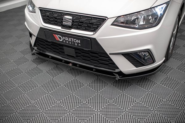 Seat Ibiza FR /  Standard Mk5 - Lâmina frontal V.1 | SE-IB-5-FD1G | Produto Maxton Design distribuído por Unicartuning.