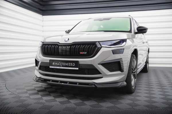 Skoda Kodiaq RS Mk1 (facelift) - Lâmina frontal V.1 | SK-KO-1F-RS-FD1G | Produto Maxton Design distribuído por Unicartuning. Skoda Kodiaq RS Mk1 (facelift) - Lâmina frontal V.1 | SK-KO-1F-RS-FD1G | Produto Maxton Design distribuído por Unicartuning.