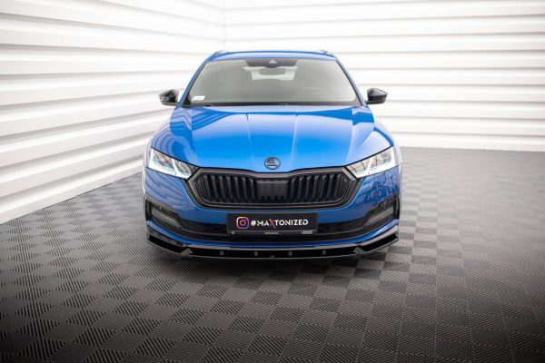 Skoda Octavia Sport line Mk4 - Lâmina frontal V.1 | SK-OC-4-SL-K-FD1G | Produto Maxton Design distribuído por Unicartuning. Skoda Octavia Sport line Mk4 - Lâmina frontal V.1 | SK-OC-4-SL-K-FD1G | Produto Maxton Design distribuído por Unicartuning.
