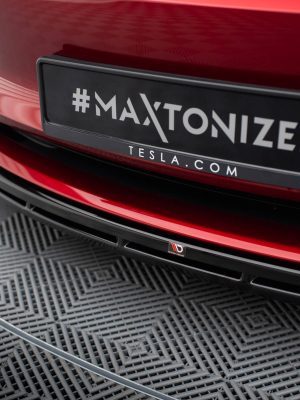 Tesla Model 3 Project Highland (facelift) - Lâmina frontal V.1 | TE-MODEL3-1F-FD1G+FD1RG | Produto Maxton Design distribuído por Unicartuning. Tesla Model 3 Project Highland (facelift) - Lâmina frontal V.1 | TE-MODEL3-1F-FD1G+FD1RG | Produto Maxton Design distribuído por Unicartuning.