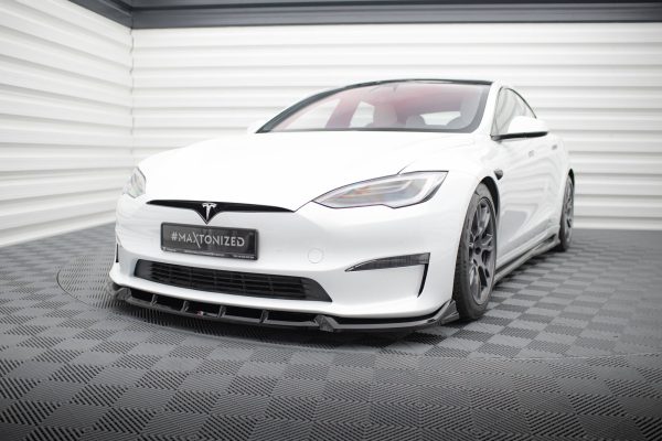 Tesla Model S Plaid Mk1 (facelift) - Lâmina frontal V.1 | TE-MODELS-1F2-PL-FD1G | Produto Maxton Design distribuído por Unicartuning. Tesla Model S Plaid Mk1 (facelift) - Lâmina frontal V.1 | TE-MODELS-1F2-PL-FD1G | Produto Maxton Design distribuído por Unicartuning.