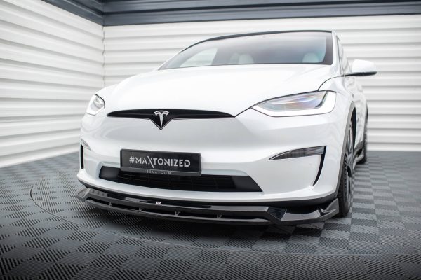 Tesla Model X Mk1 (facelift) - Lâmina frontal V.1 | TE-MODELX-1F-FD1G+FD1RG | Produto Maxton Design distribuído por Unicartuning. Tesla Model X Mk1 (facelift) - Lâmina frontal V.1 | TE-MODELX-1F-FD1G+FD1RG | Produto Maxton Design distribuído por Unicartuning.