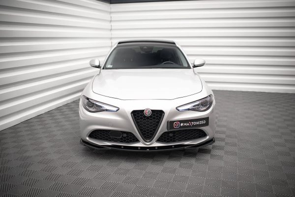 Alfa Romeo Giulia Sport - Lâmina frontal V.2 | AL-GI-1-SPORT-FD2G | Produto Maxton Design distribuído por Unicartuning. Alfa Romeo Giulia Sport - Lâmina frontal V.2 | AL-GI-1-SPORT-FD2G | Produto Maxton Design distribuído por Unicartuning.