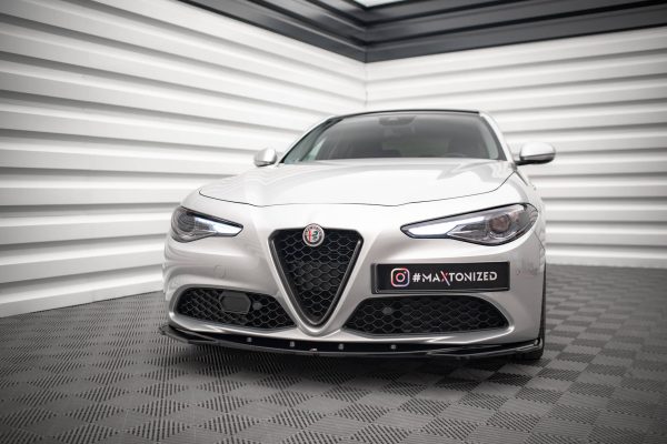 Alfa Romeo Giulia Sport - Lâmina frontal V.2 | AL-GI-1-SPORT-FD2G | Produto Maxton Design distribuído por Unicartuning. Alfa Romeo Giulia Sport - Lâmina frontal V.2 | AL-GI-1-SPORT-FD2G | Produto Maxton Design distribuído por Unicartuning.