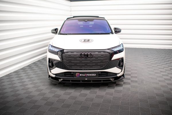 Audi Q4 E-tron Sportback S-Line Mk1 - Lâmina frontal V.2 | AU-Q4-ETRON-1-SB-FD2G+FD2RG | Produto Maxton Design distribuído por Unicartuning. Audi Q4 E-tron Sportback S-Line Mk1 - Lâmina frontal V.2 | AU-Q4-ETRON-1-SB-FD2G+FD2RG | Produto Maxton Design distribuído por Unicartuning.