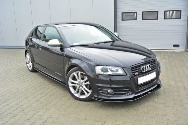 Audi S3 8P Fl - Lâmina frontal V.2 | AU-S3-2F2-FD2G | Produto Maxton Design distribuído por Unicartuning. Audi S3 8P Fl - Lâmina frontal V.2 | AU-S3-2F2-FD2G | Produto Maxton Design distribuído por Unicartuning.