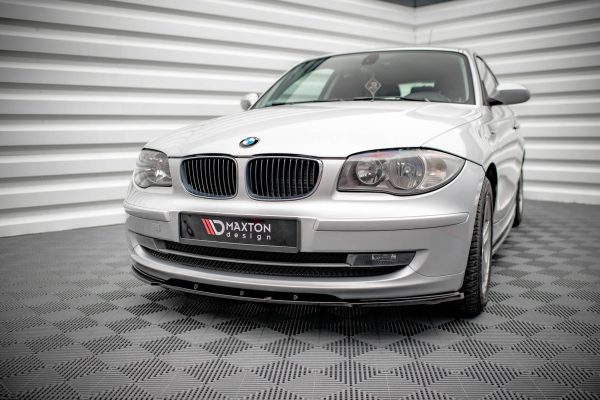 BMW 1 E81 (facelift) - Lâmina frontal V.2 | BM-1-81F-FD2G | Produto Maxton Design distribuído por Unicartuning. BMW 1 E81 (facelift) - Lâmina frontal V.2 | BM-1-81F-FD2G | Produto Maxton Design distribuído por Unicartuning.