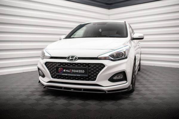 Hyundai I20 Mk2 (facelift) - Lâmina frontal V.2 | HY-I20-2F-FD2G | Produto Maxton Design distribuído por Unicartuning. Hyundai I20 Mk2 (facelift) - Lâmina frontal V.2 | HY-I20-2F-FD2G | Produto Maxton Design distribuído por Unicartuning.