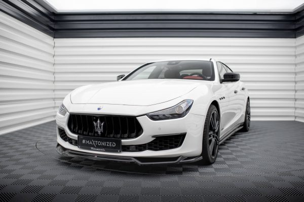 Maserati Ghibli Mk3 (facelift) - Lâmina frontal V.2 | MA-GH-1F-FD2G | Produto Maxton Design distribuído por Unicartuning. Maserati Ghibli Mk3 (facelift) - Lâmina frontal V.2 | MA-GH-1F-FD2G | Produto Maxton Design distribuído por Unicartuning.