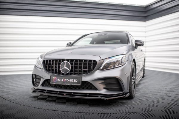 Mercedes-AMG C43 Coupé / Cabrio C205 (facelift) / A205 (facelift) - Lâmina frontal V.2 | ME-C-205F-43-C-FD2G | Produto Maxton Design distribuído por Unicartuning. Mercedes-AMG C43 Coupé / Cabrio C205 (facelift) / A205 (facelift) - Lâmina frontal V.2 | ME-C-205F-43-C-FD2G | Produto Maxton Design distribuído por Unicartuning.