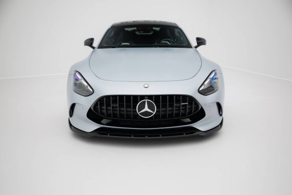 Mercedes-AMG GT 63 C192 - Lâmina frontal V.2 | ME-AMG-GT-2-63-FD2G | Produto Maxton Design distribuído por Unicartuning. Mercedes-AMG GT 63 C192 - Lâmina frontal V.2 | ME-AMG-GT-2-63-FD2G | Produto Maxton Design distribuído por Unicartuning.