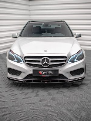 Mercedes-Benz E AMG-line Sedan W212 (facelift) - Lâmina frontal V.2 | ME-E-212F-AMGLINE-FD2G | Produto Maxton Design distribuído por Unicartuning. Mercedes-Benz E AMG-line Sedan W212 (facelift) - Lâmina frontal V.2 | ME-E-212F-AMGLINE-FD2G | Produto Maxton Design distribuído por Unicartuning.