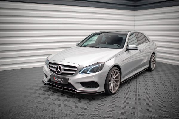 Mercedes-Benz E AMG-line Sedan W212 (facelift) - Lâmina frontal V.2 | ME-E-212F-AMGLINE-FD2G | Produto Maxton Design distribuído por Unicartuning. Mercedes-Benz E AMG-line Sedan W212 (facelift) - Lâmina frontal V.2 | ME-E-212F-AMGLINE-FD2G | Produto Maxton Design distribuído por Unicartuning.