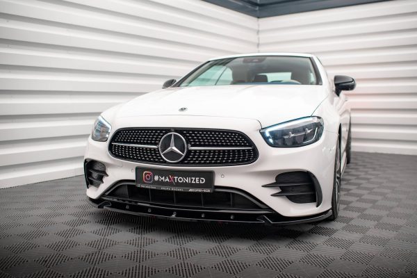 Mercedes-Benz E AMG-line W213 (facelift) - Lâmina frontal V.2 | ME-E-213F-AMGLINE-C-FD2G | Produto Maxton Design distribuído por Unicartuning. Mercedes-Benz E AMG-line W213 (facelift) - Lâmina frontal V.2 | ME-E-213F-AMGLINE-C-FD2G | Produto Maxton Design distribuído por Unicartuning.