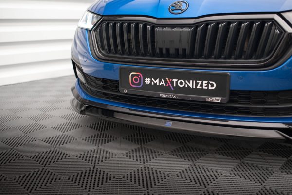 Skoda Octavia Sport line Mk4 - Lâmina frontal V.2 | SK-OC-4-SL-K-FD2G | Produto Maxton Design distribuído por Unicartuning. Skoda Octavia Sport line Mk4 - Lâmina frontal V.2 | SK-OC-4-SL-K-FD2G | Produto Maxton Design distribuído por Unicartuning.