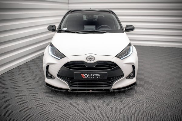 Toyota Yaris Mk4 - Lâmina frontal V.2 | TO-YA-4-FD2G | Produto Maxton Design distribuído por Unicartuning. Toyota Yaris Mk4 - Lâmina frontal V.2 | TO-YA-4-FD2G | Produto Maxton Design distribuído por Unicartuning.