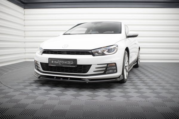 Volkswagen Scirocco Mk3 R (facelift) - Lâmina frontal V.2 | VW-SC-3F-FD2G | Produto Maxton Design distribuído por Unicartuning.