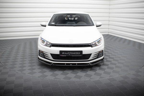 Volkswagen Scirocco Mk3 R (facelift) - Lâmina frontal V.2 | VW-SC-3F-FD2G | Produto Maxton Design distribuído por Unicartuning.