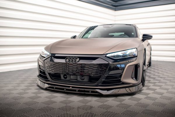 Audi E-tron GT / RS GT Mk1 - Lâmina frontal V.3 | AU-ETRON-1-RS-FD3G+FD3RG | Produto Maxton Design distribuído por Unicartuning. Audi E-tron GT / RS GT Mk1 - Lâmina frontal V.3 | AU-ETRON-1-RS-FD3G+FD3RG | Produto Maxton Design distribuído por Unicartuning.