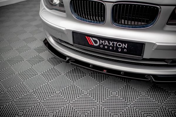 BMW 1 E81 (facelift) - Lâmina frontal V.3 | BM-1-81F-FD3G | Produto Maxton Design distribuído por Unicartuning. BMW 1 E81 (facelift) - Lâmina frontal V.3 | BM-1-81F-FD3G | Produto Maxton Design distribuído por Unicartuning.