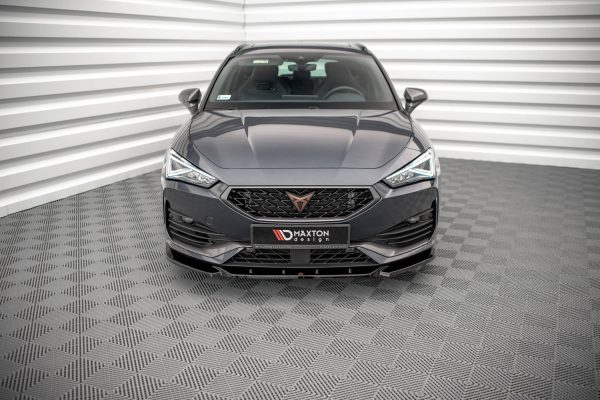 Cupra Leon Hatchback Mk1 - Lâmina frontal V.3 | CU-LE-1-FD3G | Produto Maxton Design distribuído por Unicartuning. Cupra Leon Hatchback Mk1 - Lâmina frontal V.3 | CU-LE-1-FD3G | Produto Maxton Design distribuído por Unicartuning.