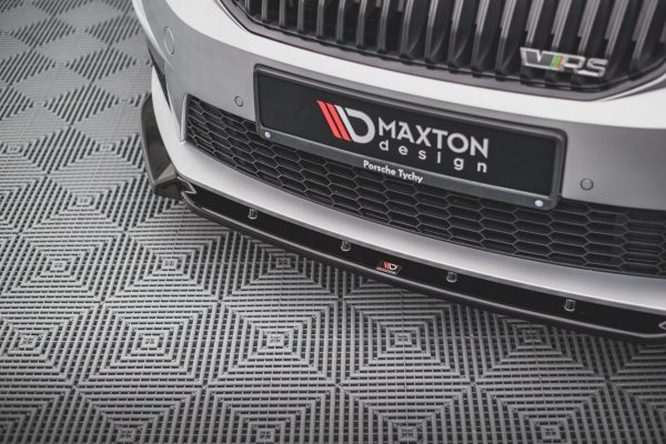 Skoda Octavia RS Mk3 - Lâmina frontal V.3 | SK-OC-3-RS-FD3G | Produto Maxton Design distribuído por Unicartuning. Skoda Octavia RS Mk3 - Lâmina frontal V.3 | SK-OC-3-RS-FD3G | Produto Maxton Design distribuído por Unicartuning.