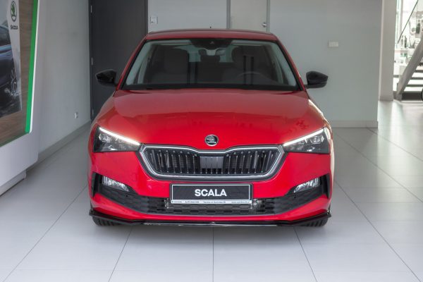 Skoda Scala - Lâmina frontal V.3 | SK-SC-1-FD3G | Produto Maxton Design distribuído por Unicartuning. Skoda Scala - Lâmina frontal V.3 | SK-SC-1-FD3G | Produto Maxton Design distribuído por Unicartuning.