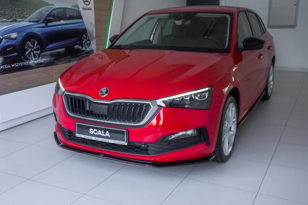 Skoda Scala - Lâmina frontal V.3 | SK-SC-1-FD3G | Produto Maxton Design distribuído por Unicartuning. Skoda Scala - Lâmina frontal V.3 | SK-SC-1-FD3G | Produto Maxton Design distribuído por Unicartuning.