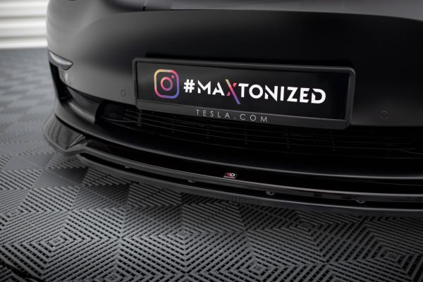 Tesla Model 3 Project Highland (facelift) - Lâmina frontal V.3 | TE-MODEL3-1-FD3G+FD3RG | Produto Maxton Design distribuído por Unicartuning.