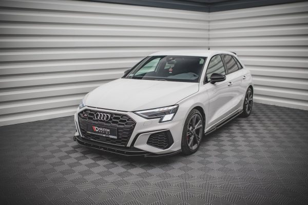 Audi S3 / A3 S-Line 8Y - Lâmina frontal V.4 | AU-A3-8Y-SLINE-FD4G | Produto Maxton Design distribuído por Unicartuning.