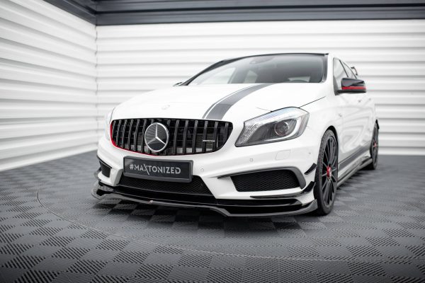 Mercedes-Benz A45 AMG W176 - Lâmina frontal V.4 | ME-A45-W176-FD2G | Produto Maxton Design distribuído por Unicartuning. Mercedes-Benz A45 AMG W176 - Lâmina frontal V.4 | ME-A45-W176-FD2G | Produto Maxton Design distribuído por Unicartuning.