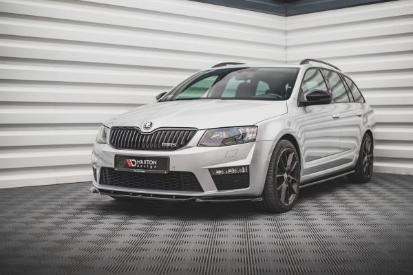 Skoda Octavia RS Mk3 / Mk3 Fl Hatchback / Estate - Lâmina frontal V.4 | SK-OC-3-RS-FD4G | Produto Maxton Design distribuído por Unicartuning. Skoda Octavia RS Mk3 / Mk3 Fl Hatchback / Estate - Lâmina frontal V.4 | SK-OC-3-RS-FD4G | Produto Maxton Design distribuído por Unicartuning.