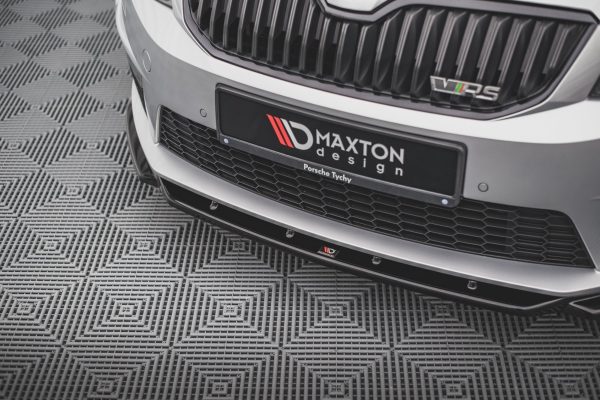 Skoda Octavia RS Mk3 / Mk3 Fl Hatchback / Estate - Lâmina frontal V.4 | SK-OC-3-RS-FD4G | Produto Maxton Design distribuído por Unicartuning. Skoda Octavia RS Mk3 / Mk3 Fl Hatchback / Estate - Lâmina frontal V.4 | SK-OC-3-RS-FD4G | Produto Maxton Design distribuído por Unicartuning.