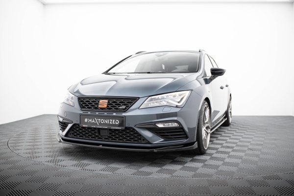 Seat Leon Cupra / FR Mk3 Fl - Lâmina frontal V.5 | SE-LE-3F-CU-FD5G | Produto Maxton Design distribuído por Unicartuning. Seat Leon Cupra / FR Mk3 Fl - Lâmina frontal V.5 | SE-LE-3F-CU-FD5G | Produto Maxton Design distribuído por Unicartuning.