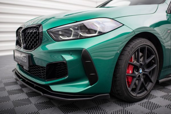 BMW 1 F40 Pack M / M135i - Coberturas das entradas de ar | BM-1-40-M-FBB1 | Produto Maxton Design distribuído por Unicartuning. BMW 1 F40 Pack M / M135i - Coberturas das entradas de ar | BM-1-40-M-FBB1 | Produto Maxton Design distribuído por Unicartuning.