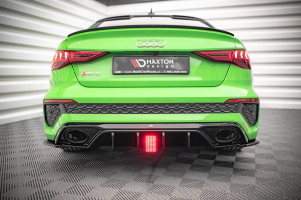 Audi RS3 8Y - Led Stop Light | AU-RS3-8Y-S-RS1RLG+LED | Produto Maxton Design distribuído por Unicartuning. Audi RS3 8Y - Led Stop Light | AU-RS3-8Y-S-RS1RLG+LED | Produto Maxton Design distribuído por Unicartuning.