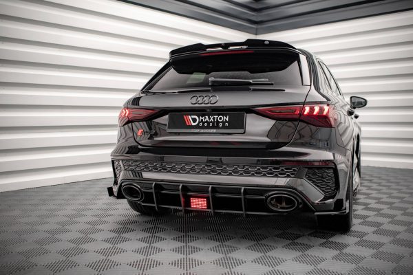 Audi RS3 Sportback 8Y - Led Stop Light | AURS38YCNC-RS1RLB+LED | Produto Maxton Design distribuído por Unicartuning. Audi RS3 Sportback 8Y - Led Stop Light | AURS38YCNC-RS1RLB+LED | Produto Maxton Design distribuído por Unicartuning.
