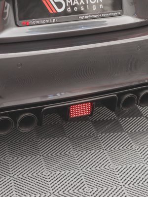 BMW M4 F82 - Led Stop Light | BM-4-82-M-RS1RLG+LED | Produto Maxton Design distribuído por Unicartuning. BMW M4 F82 - Led Stop Light | BM-4-82-M-RS1RLG+LED | Produto Maxton Design distribuído por Unicartuning.