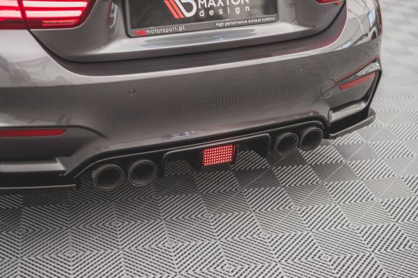BMW M4 F82 - Led Stop Light | BM-4-82-M-RS1RLG+LED | Produto Maxton Design distribuído por Unicartuning. BMW M4 F82 - Led Stop Light | BM-4-82-M-RS1RLG+LED | Produto Maxton Design distribuído por Unicartuning.