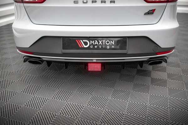 Seat Leon Cupra Sportstourer Mk3 - Led Stop Light | SE-LE-3-CU-ST-RS1RLG+LED | Produto Maxton Design distribuído por Unicartuning.