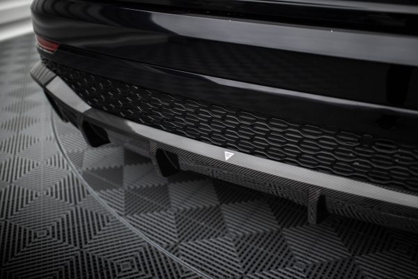 Audi RS Q8 Mk1 - Carbon Fiber Difusor traseiro | CF-AU-RSQ8-1-RS1-245-P | Produto Maxton Design distribuído por Unicartuning. Audi RS Q8 Mk1 - Carbon Fiber Difusor traseiro | CF-AU-RSQ8-1-RS1-245-P | Produto Maxton Design distribuído por Unicartuning.