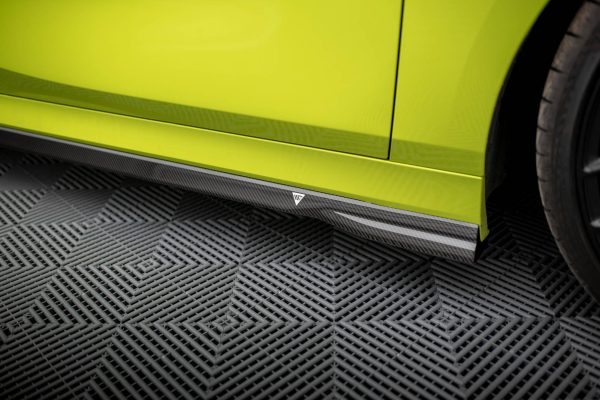 BMW 1 F40 Pack M / M135i - Carbon Fiber Embaladeiras | CF-BM-1-40-M-SD1-245-P | Produto Maxton Design distribuído por Unicartuning. BMW 1 F40 Pack M / M135i - Carbon Fiber Embaladeiras | CF-BM-1-40-M-SD1-245-P | Produto Maxton Design distribuído por Unicartuning.