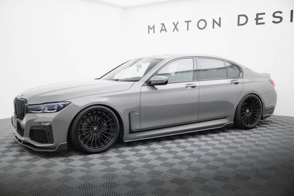 BMW 7 Pack M G11 (facelift) - Carbon Fiber Embaladeiras | CF-BM-7-11F-MPACK-SD1-245-P | Produto Maxton Design distribuído por Unicartuning. BMW 7 Pack M G11 (facelift) - Carbon Fiber Embaladeiras | CF-BM-7-11F-MPACK-SD1-245-P | Produto Maxton Design distribuído por Unicartuning.