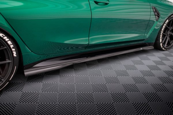BMW M3 G80 Sedan - Carbon Fiber Embaladeiras | CF-BM-3-G80-M-SD1-245-P | Produto Maxton Design distribuído por Unicartuning. BMW M3 G80 Sedan - Carbon Fiber Embaladeiras | CF-BM-3-G80-M-SD1-245-P | Produto Maxton Design distribuído por Unicartuning.