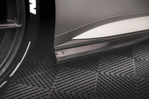 BMW M4 G82 - Carbon Fiber Embaladeiras | CF-BM-4-G82-M-SD1-245-P | Produto Maxton Design distribuído por Unicartuning.