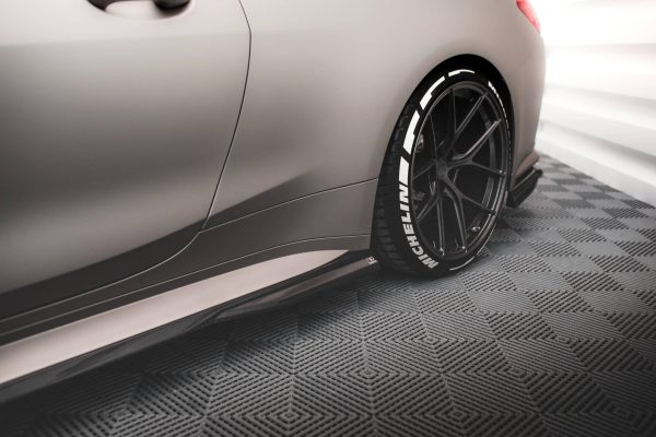 BMW M4 G82 - Carbon Fiber Embaladeiras | CF-BM-4-G82-M-SD1-245-P | Produto Maxton Design distribuído por Unicartuning.