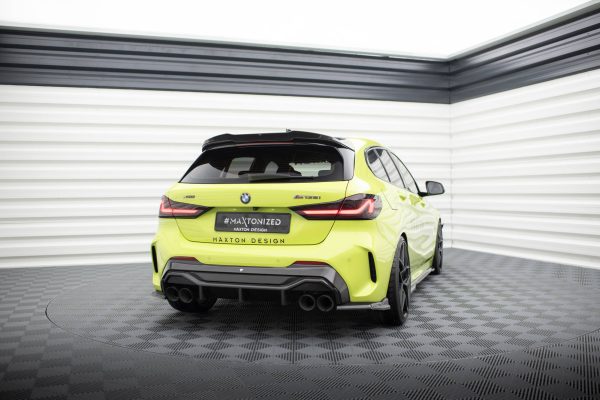 BMW M135i F70 - Aileron em carbono da mala | CF-BM-1-40-M-H1-245-P | Produto Maxton Design distribuído por Unicartuning. BMW M135i F70 - Aileron em carbono da mala | CF-BM-1-40-M-H1-245-P | Produto Maxton Design distribuído por Unicartuning.